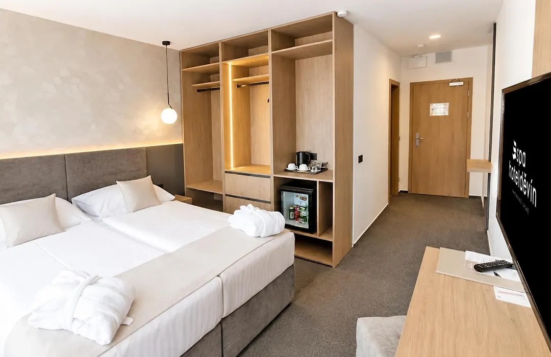 Spa Hotel Devin-1
